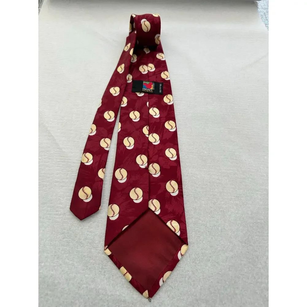 Vintage 90's Mickey Unlimited Disney Goofy Baseball Novelty Necktie L58 W 3.75